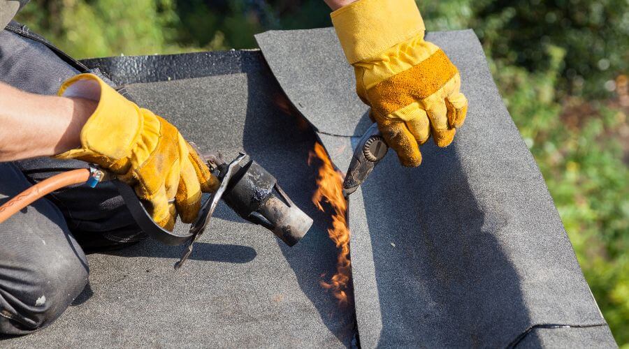 Professional flood damage restoration services in New Llano, LA